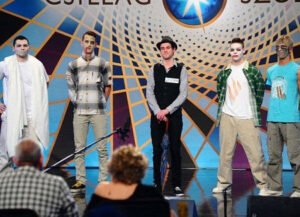 Főoldal abovo crew 450x326